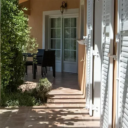Cozy In With Outdoor Swimming Pool Callian (Var)